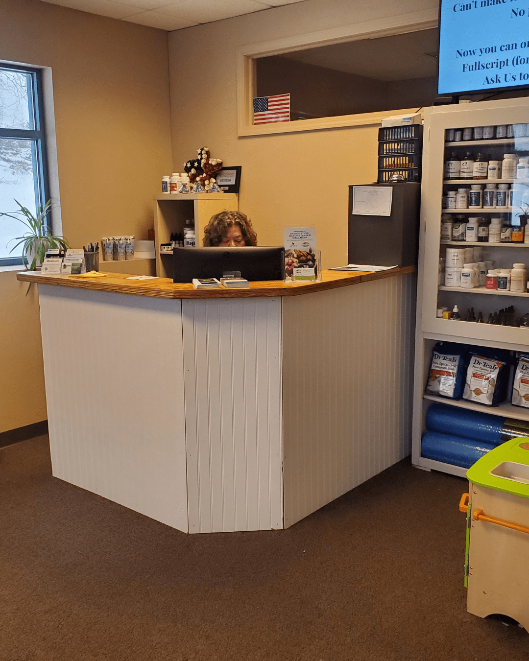 Image of Front Desk in Virtual Office Tour