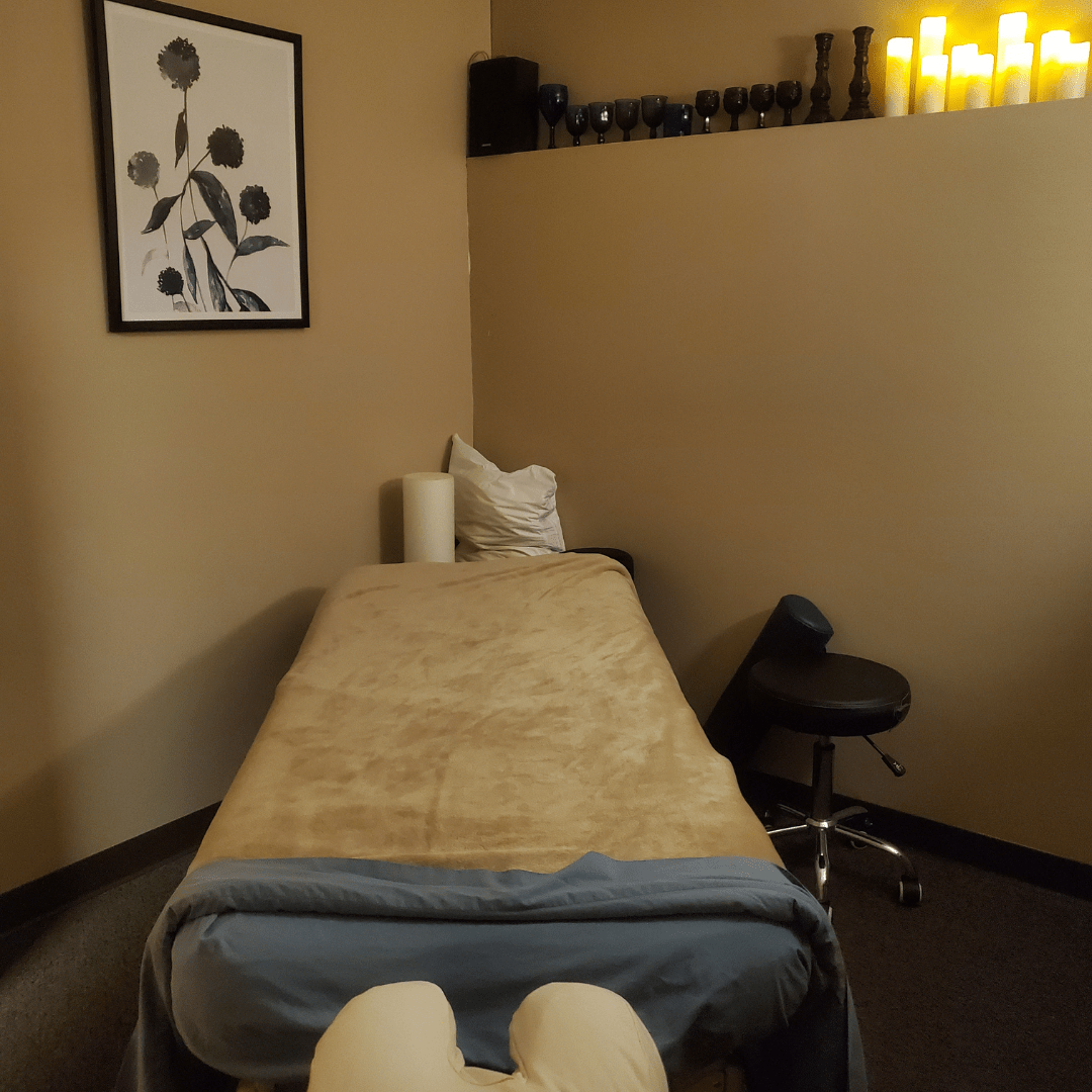 Image of Massage Table Room in Virtual Office Tour